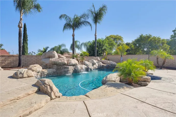 1247 Bridgeport, Corona, California 92882