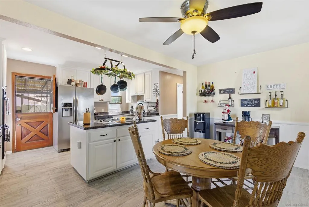 1178 Eucalyptus Dr, El Cajon, California 92020 home-pic-4