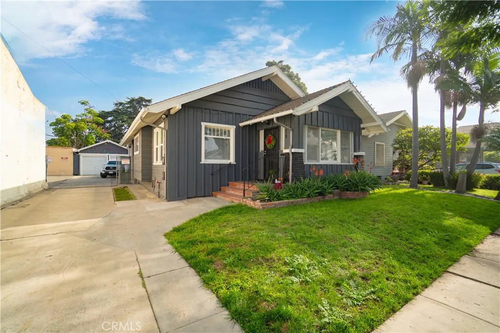 678 Coronado, Long Beach, California 90814 home-pic-1