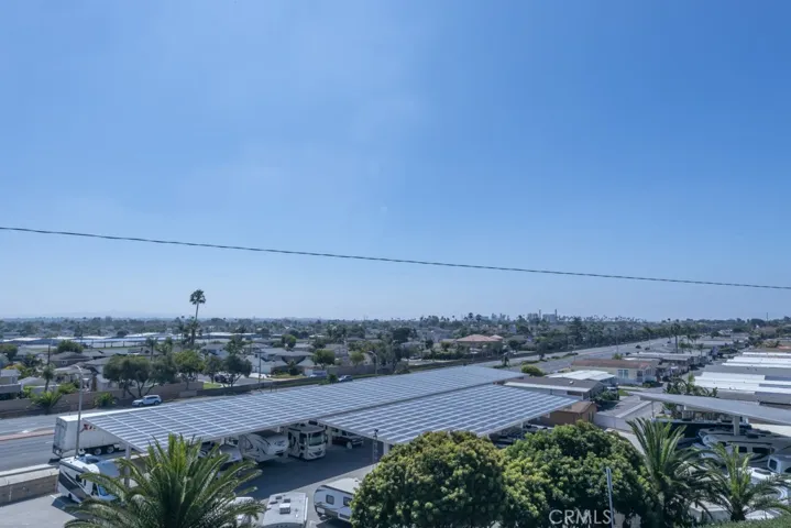 831 Frankfort Avenue, Huntington Beach, California 92648