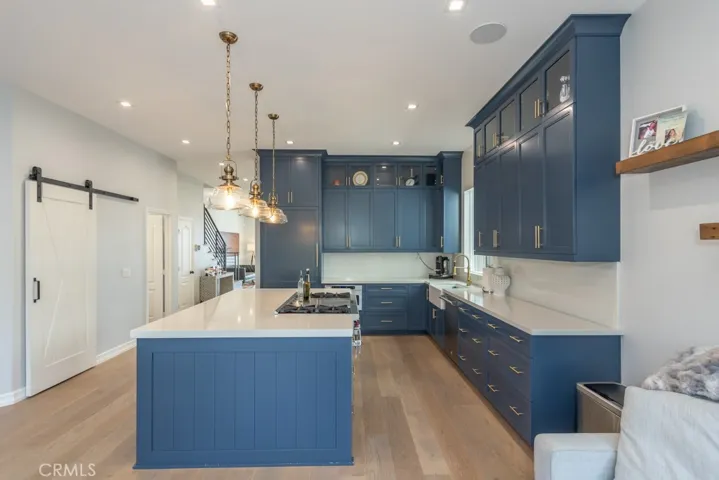 831 Frankfort Avenue, Huntington Beach, California 92648