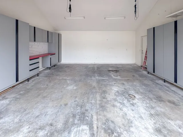 831 Frankfort Avenue, Huntington Beach, California 92648