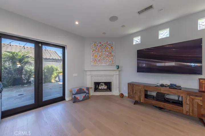 831 Frankfort Avenue, Huntington Beach, California 92648