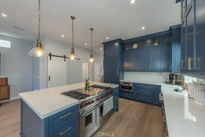 831 Frankfort Avenue, Huntington Beach, California 92648