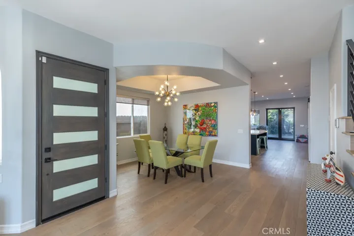 831 Frankfort Avenue, Huntington Beach, California 92648