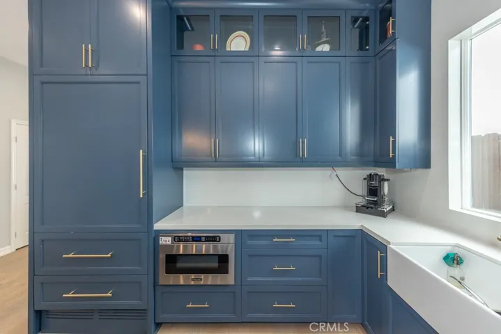 831 Frankfort Avenue, Huntington Beach, California 92648