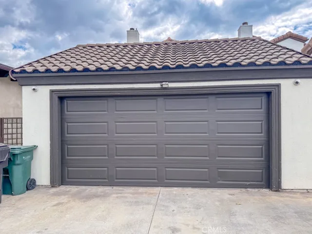 831 Frankfort Avenue, Huntington Beach, California 92648