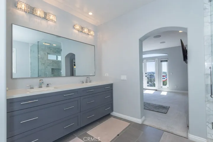 831 Frankfort Avenue, Huntington Beach, California 92648