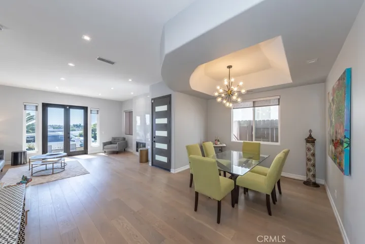 831 Frankfort Avenue, Huntington Beach, California 92648