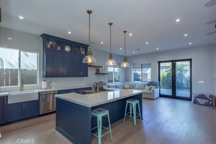 831 Frankfort Avenue, Huntington Beach, California 92648