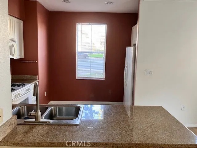 3134 Watermarke Place, Irvine, California 92612 home-pic-9