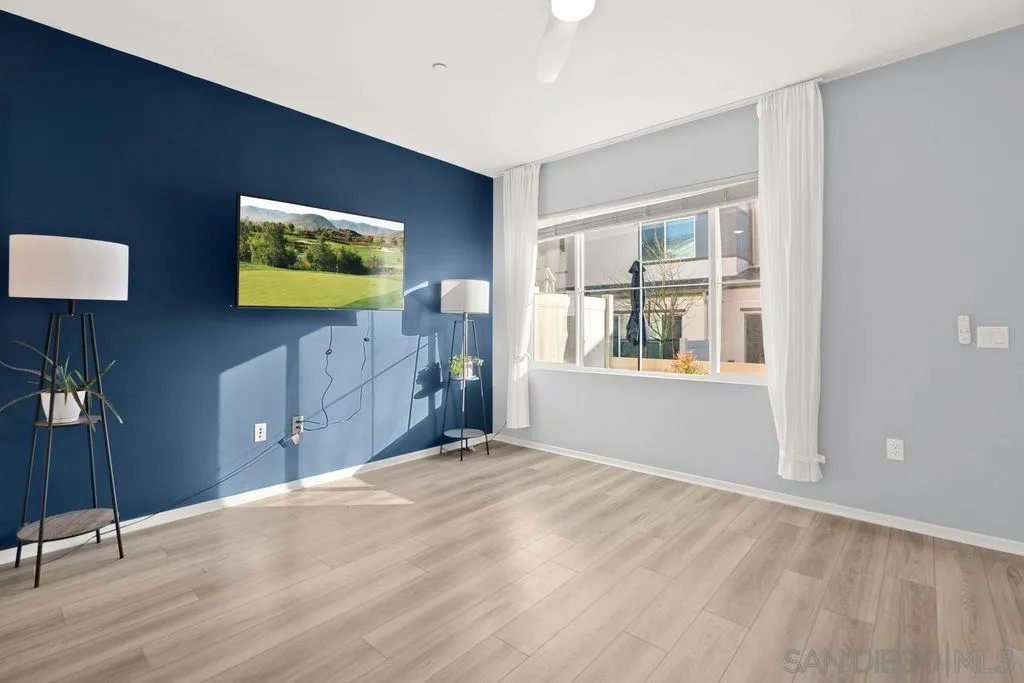 347 Sweet Pl, Fallbrook, California 92028 home-pic-19