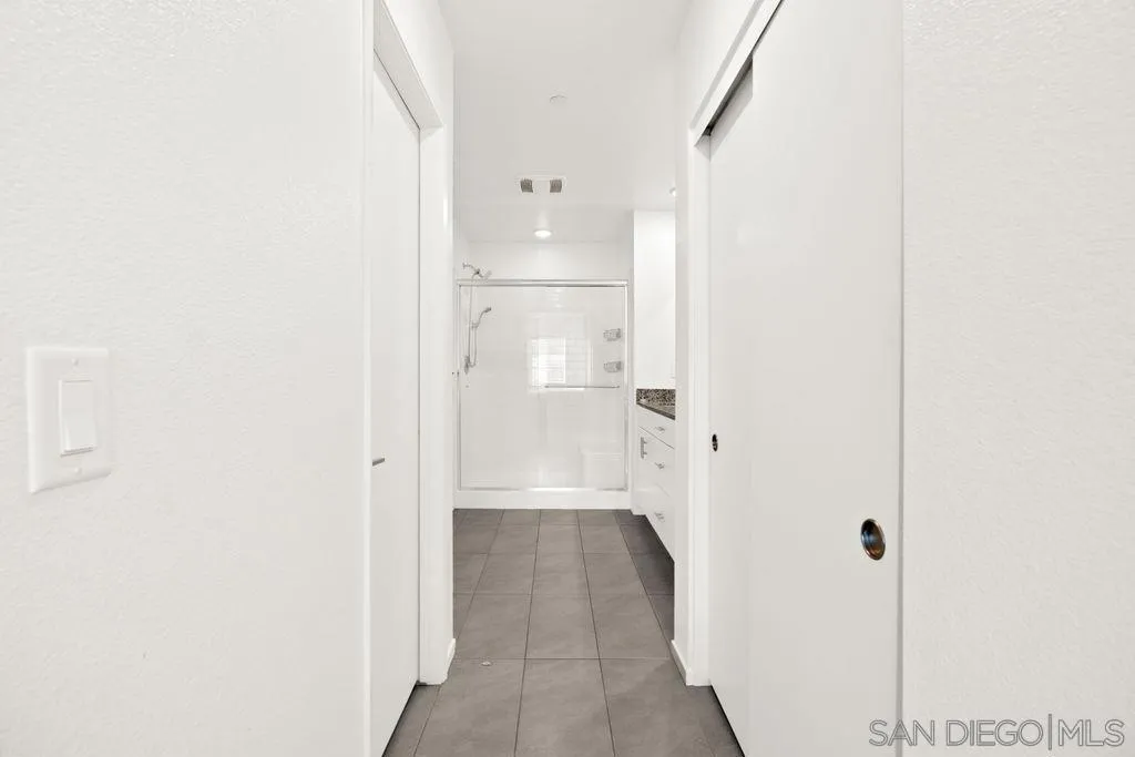 347 Sweet Pl, Fallbrook, California 92028 home-pic-8