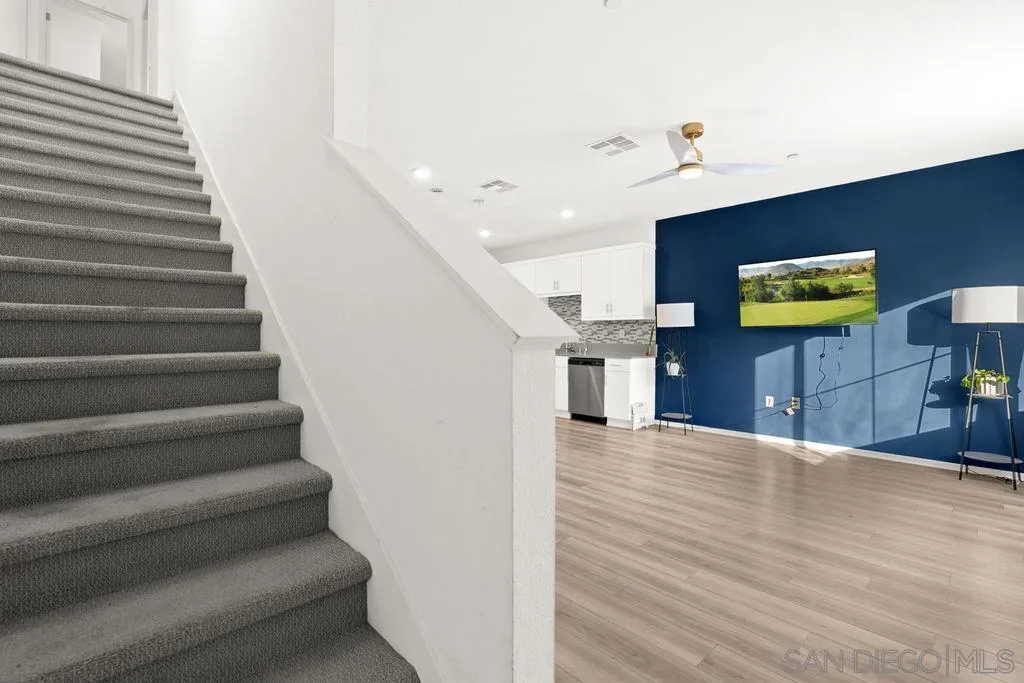 347 Sweet Pl, Fallbrook, California 92028 home-pic-15