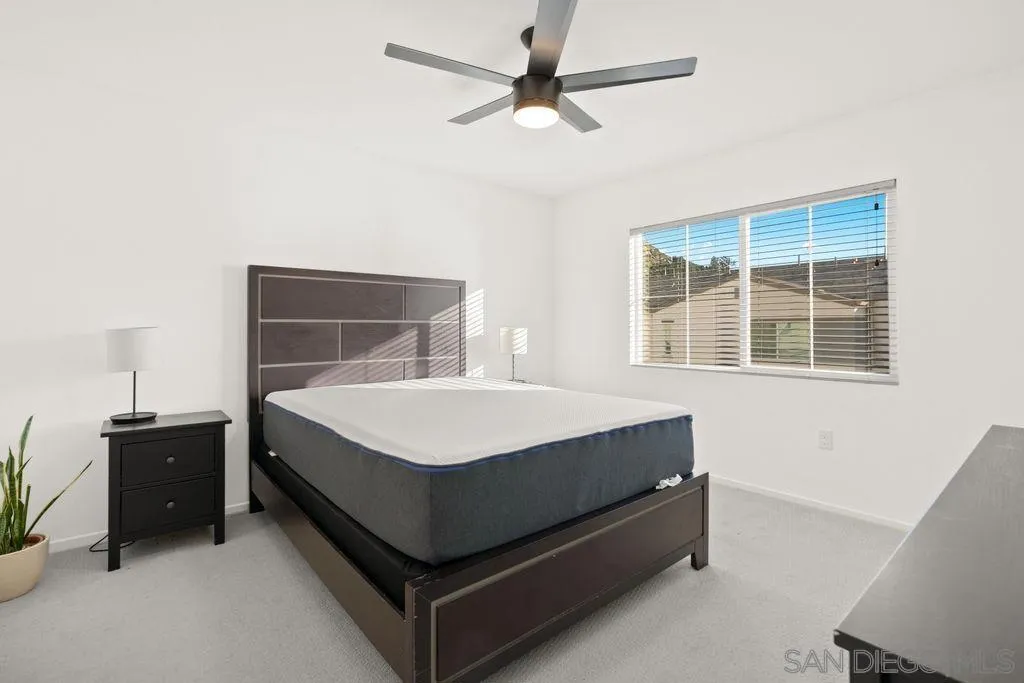 347 Sweet Pl, Fallbrook, California 92028 home-pic-11
