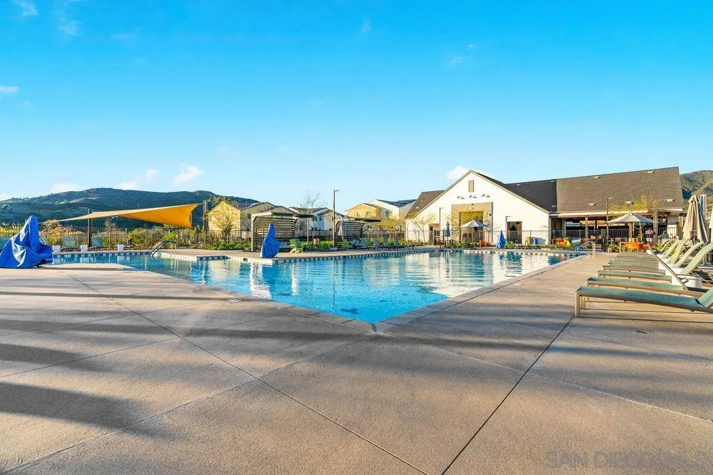 347 Sweet Pl, Fallbrook, California 92028 home-pic-29