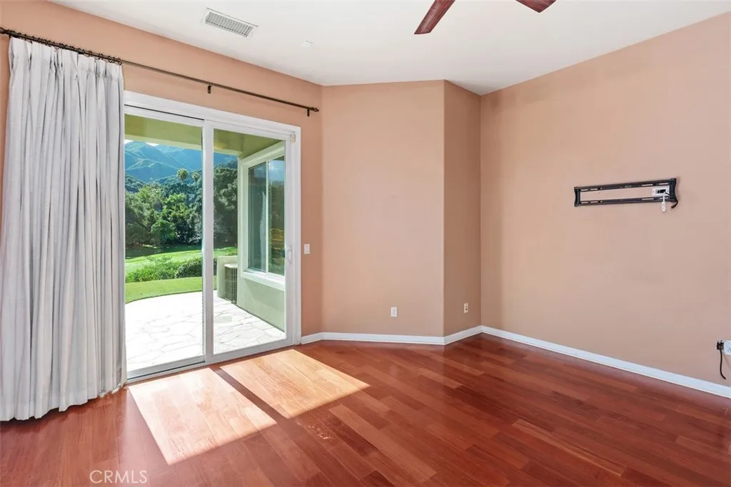 9301 Hughes Drive, Corona, California 92883 home-pic-13