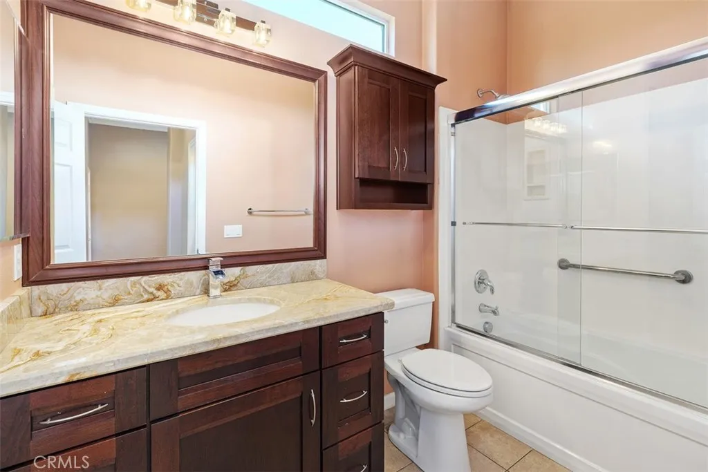 9301 Hughes Drive, Corona, California 92883 home-pic-15