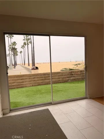 Amazing sit-down views from breakfast nook and kitchen.