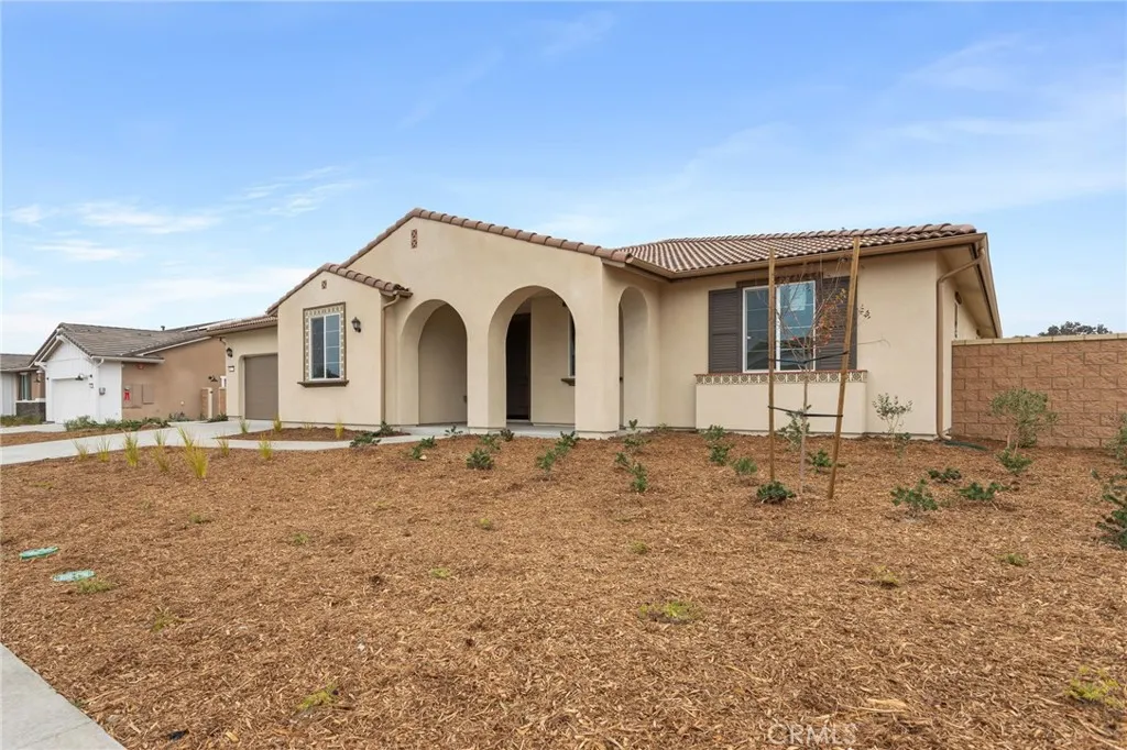 11737 Saddleback Drive, Loma Linda, California 92373 home-pic-2