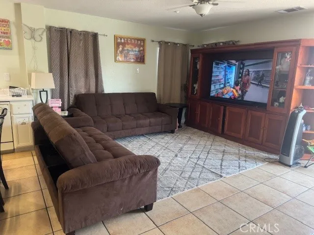 15313 Coleen Street, Fontana, California 92337 home-pic-6