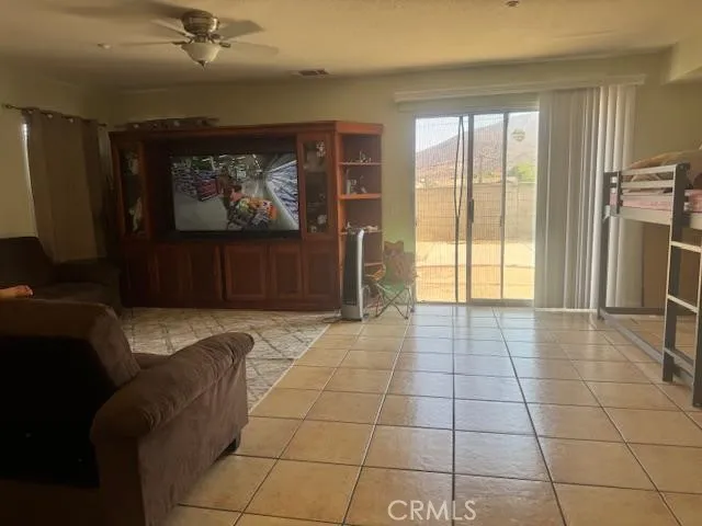 15313 Coleen Street, Fontana, California 92337 home-pic-7