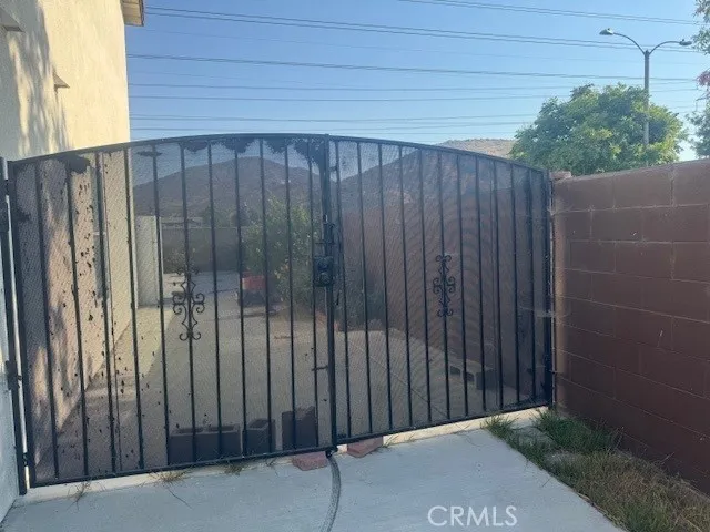 15313 Coleen Street, Fontana, California 92337 home-pic-4