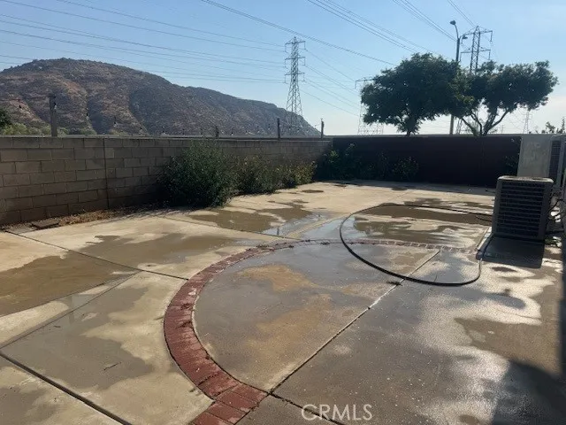 15313 Coleen Street, Fontana, California 92337 home-pic-15