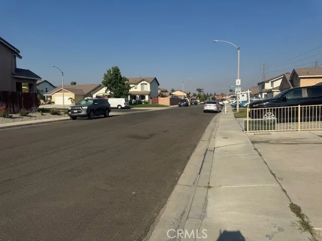15313 Coleen Street, Fontana, California 92337 home-pic-3