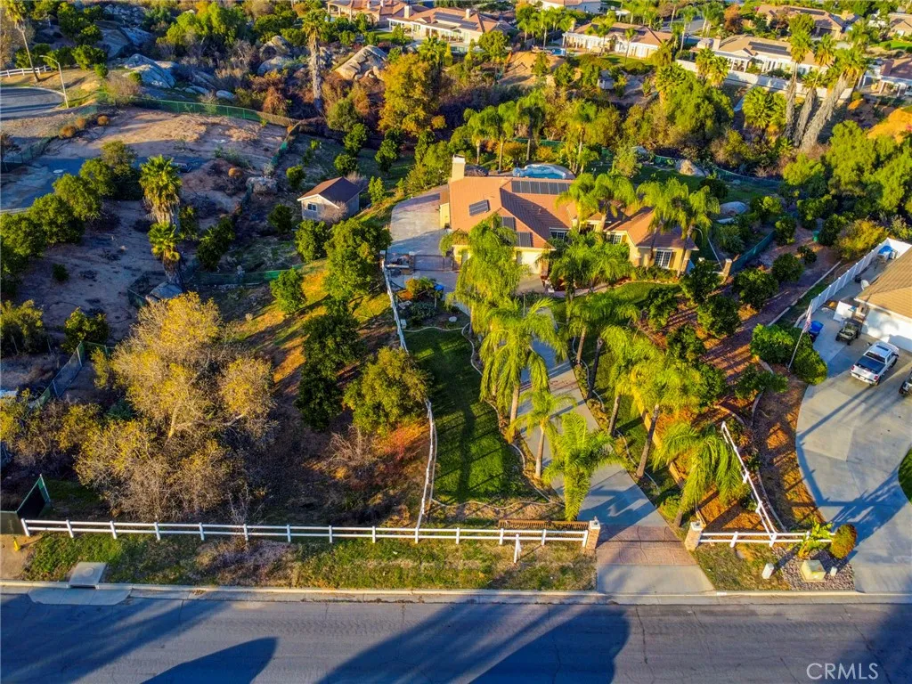 18120 Gentian Avenue, Riverside, California 92508 home-pic-19
