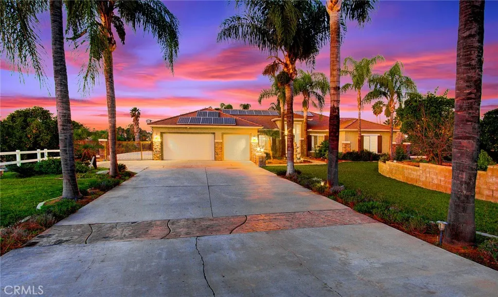 18120 Gentian Avenue, Riverside, California 92508 home-pic-3