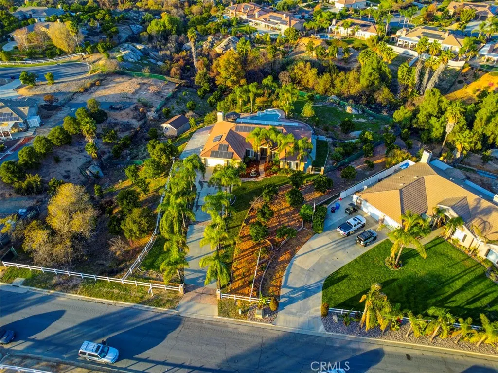18120 Gentian Avenue, Riverside, California 92508 home-pic-21