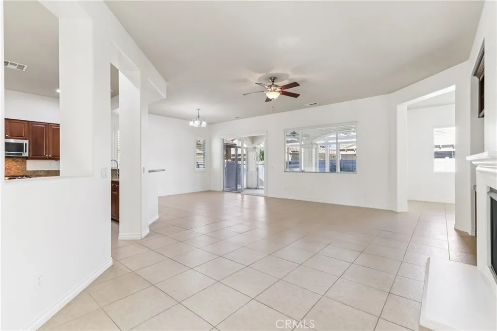 5036 Paseo Callado, Hemet, California 92545 home-pic-9