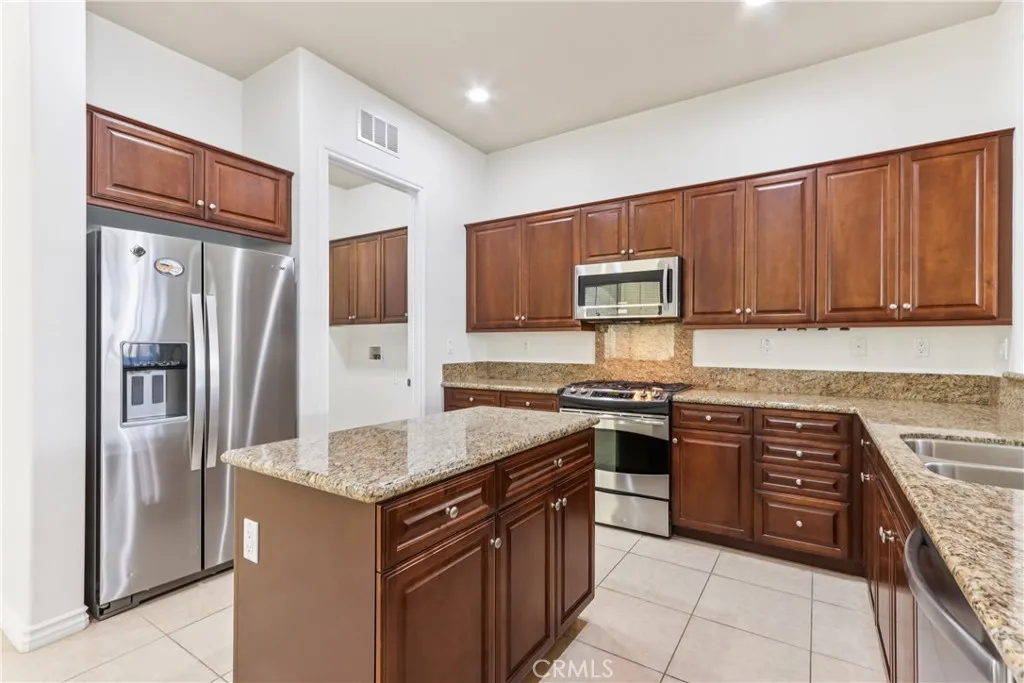 5036 Paseo Callado, Hemet, California 92545 home-pic-17