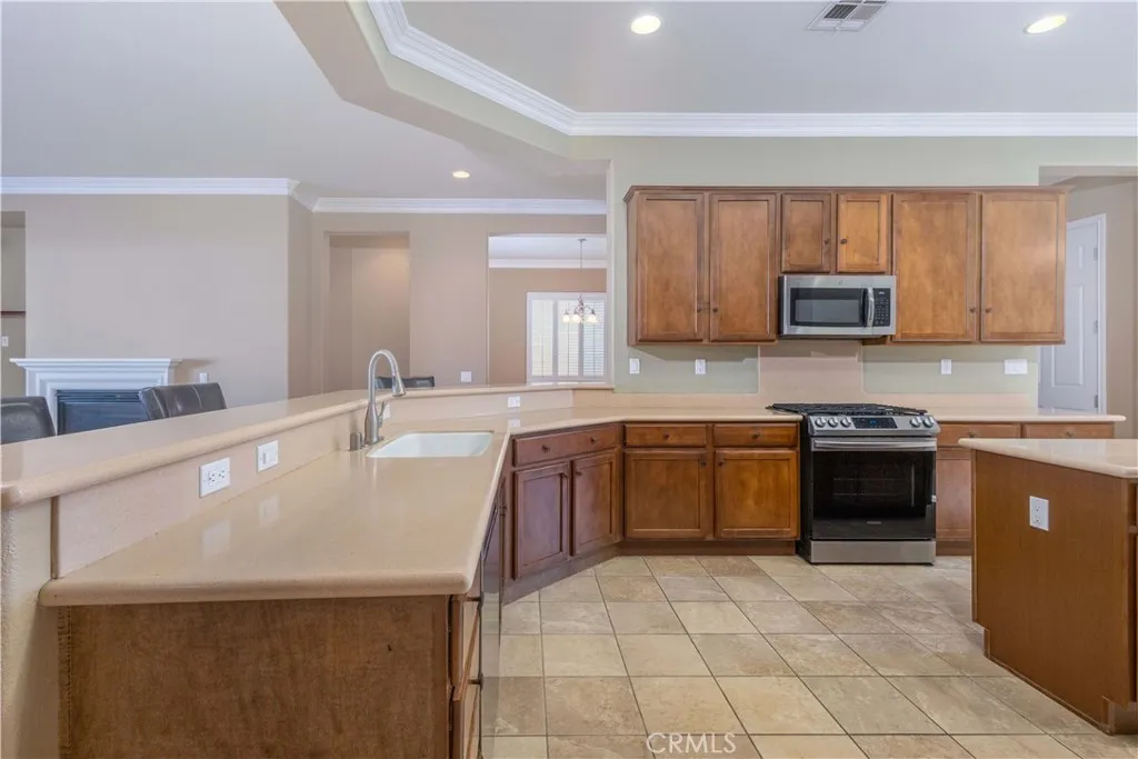 1648 1648 Via Simpatico, Hemet, California 92545 home-pic-11