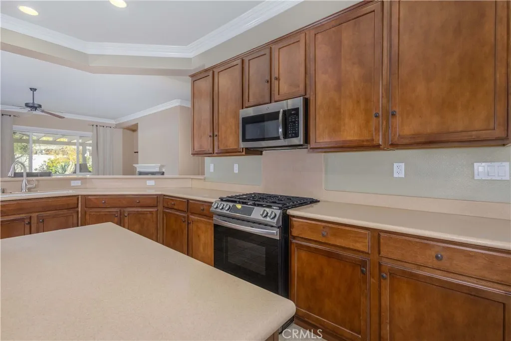 1648 1648 Via Simpatico, Hemet, California 92545 home-pic-13