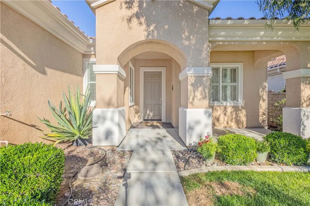 1648 1648 Via Simpatico, Hemet, California 92545 home-pic-2