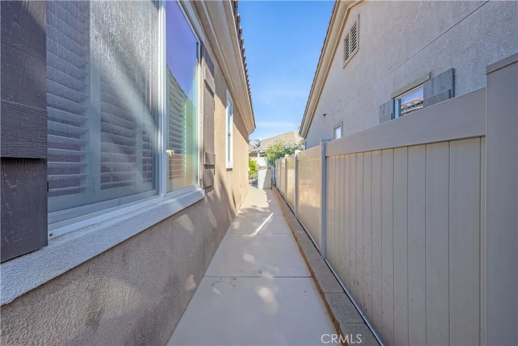 1648 1648 Via Simpatico, Hemet, California 92545 home-pic-40