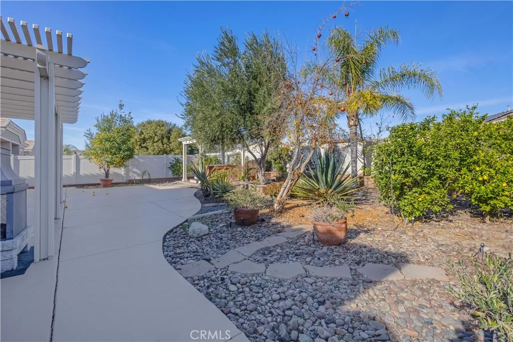 1648 1648 Via Simpatico, Hemet, California 92545 home-pic-39