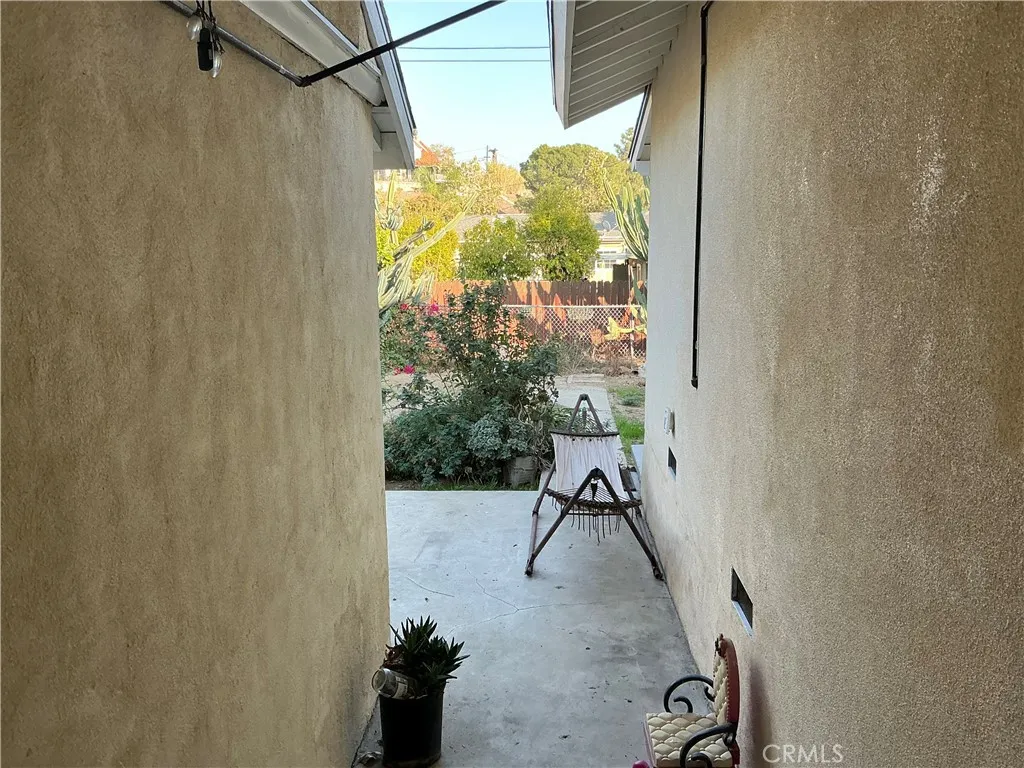 1452 Fairview, Colton, California 92324 home-pic-4