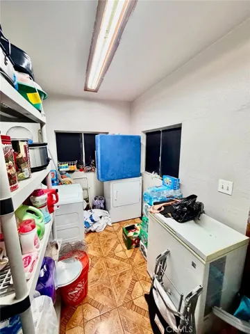 1454 E 50th, Los Angeles, California 90011