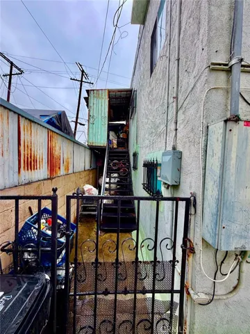 1454 E 50th, Los Angeles, California 90011