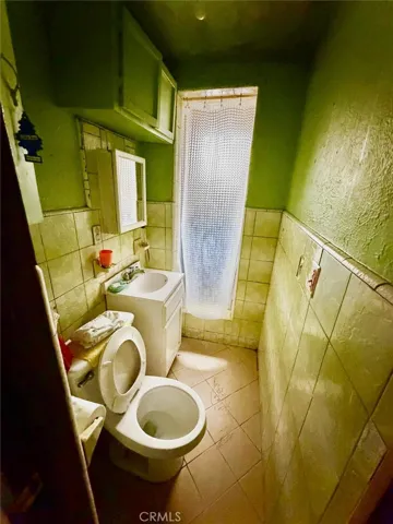1454 E 50th, Los Angeles, California 90011