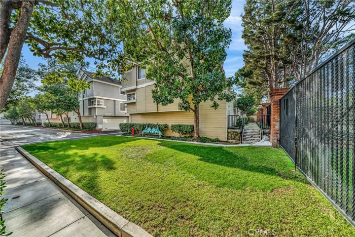 2800 Plaza Del Amo 425, Torrance, California 90503