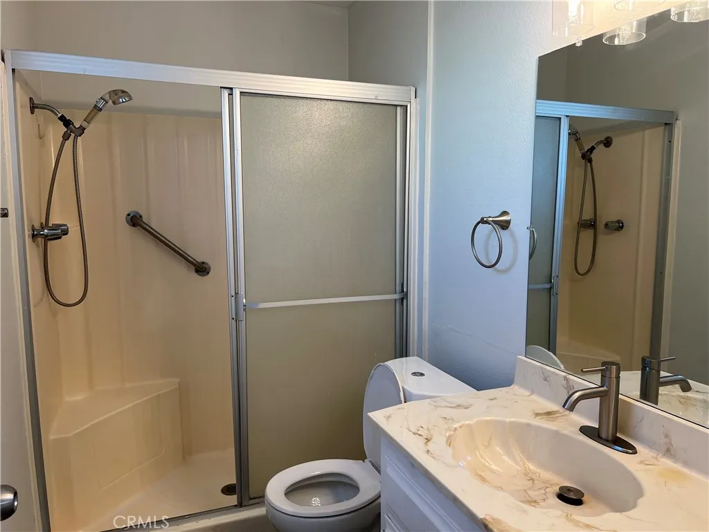 2302 El Grande, Hemet, California 92545 home-pic-6