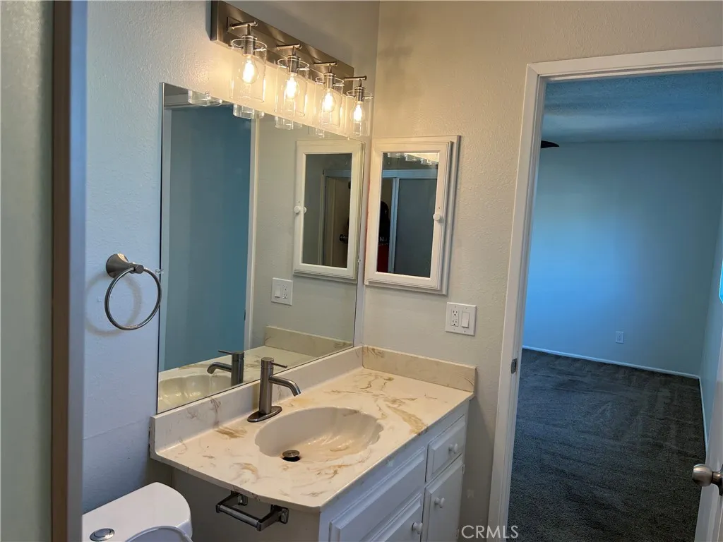 2302 El Grande, Hemet, California 92545 home-pic-7
