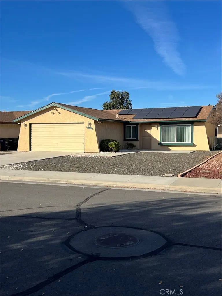 2302 El Grande, Hemet, California 92545 home-pic-1