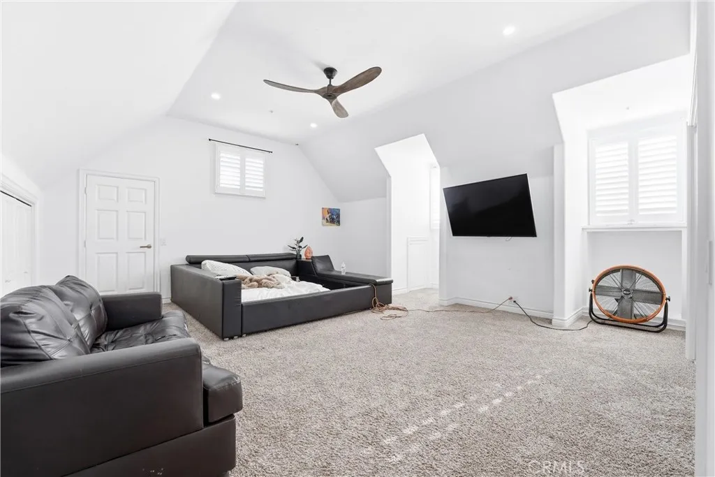 381 S Henning Way, Anaheim, California 92807 home-pic-27