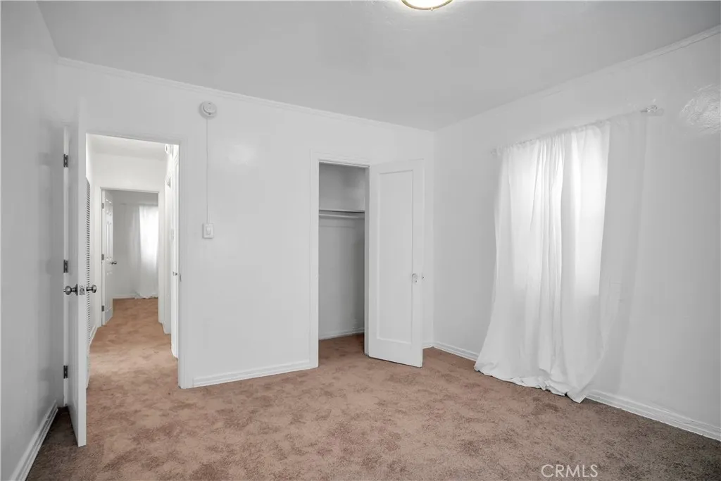 332 E 79th Street, Los Angeles, California 90003 home-pic-10