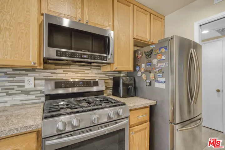 11813 Runnymede 47, North Hollywood, California 91605